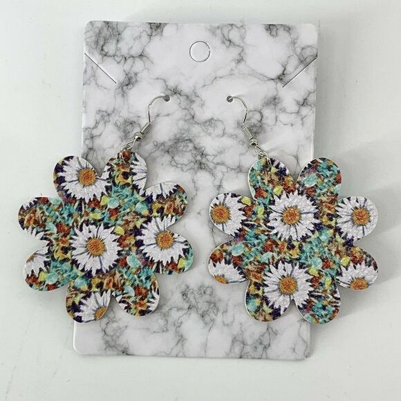 Daisy Flower Printed Leather Earrings - Picture 1 of 3